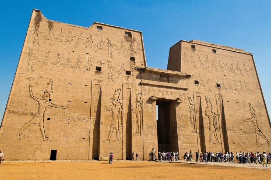 Edfu and Kom Ombo Day Tour with Luxor Transfer