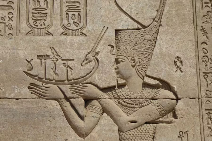 Guided tour to Dendera temple and felucca cruise with lunch from Luxor